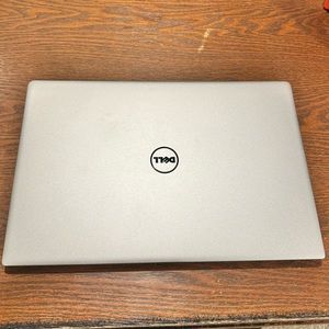Dell XPS 13 9343 P54G 13" Core i7-5500U 2.40GHz 8GB RAM